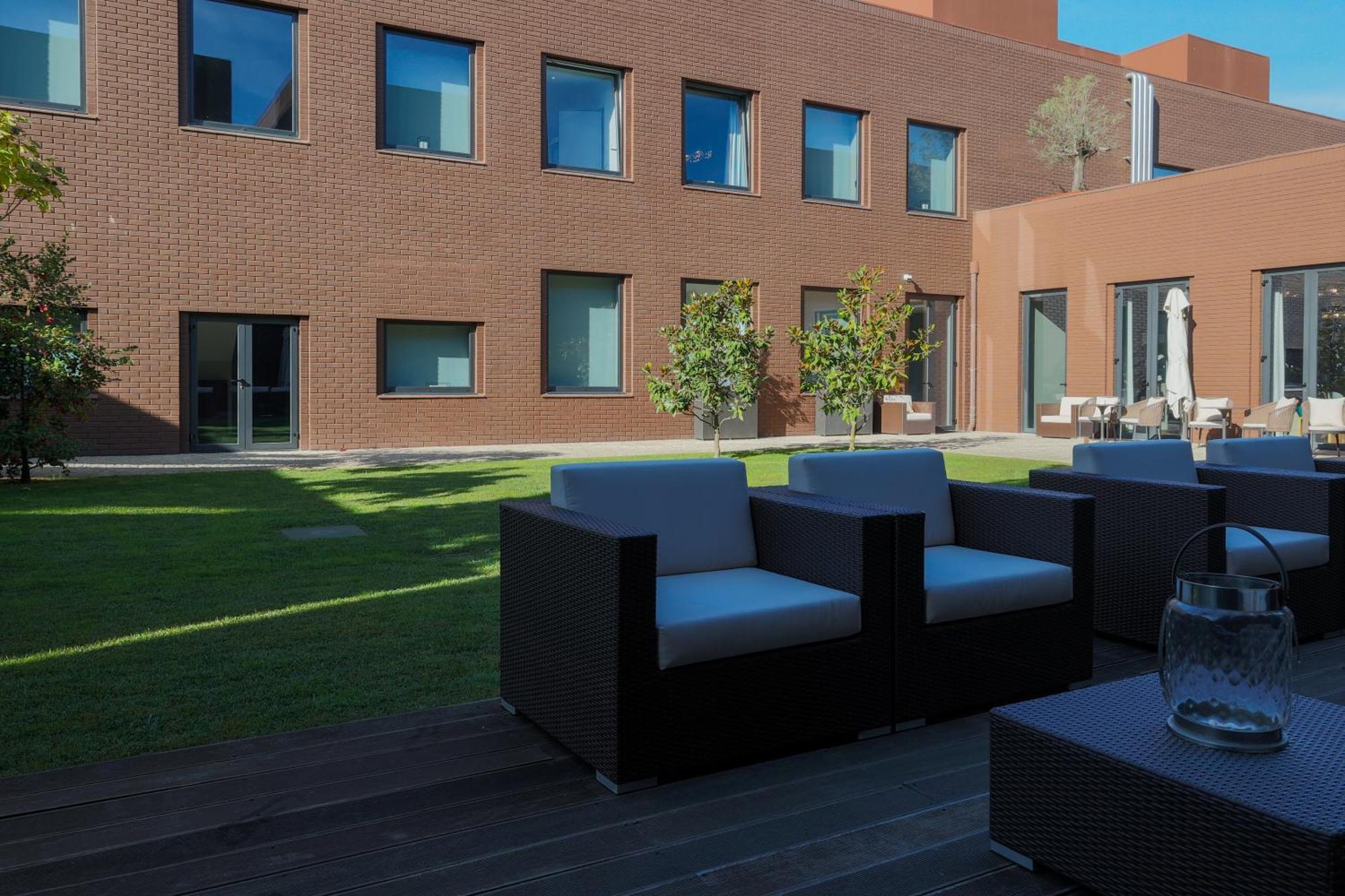 Ds Hotel Lusopark Santa Maria da Feira Exterior photo